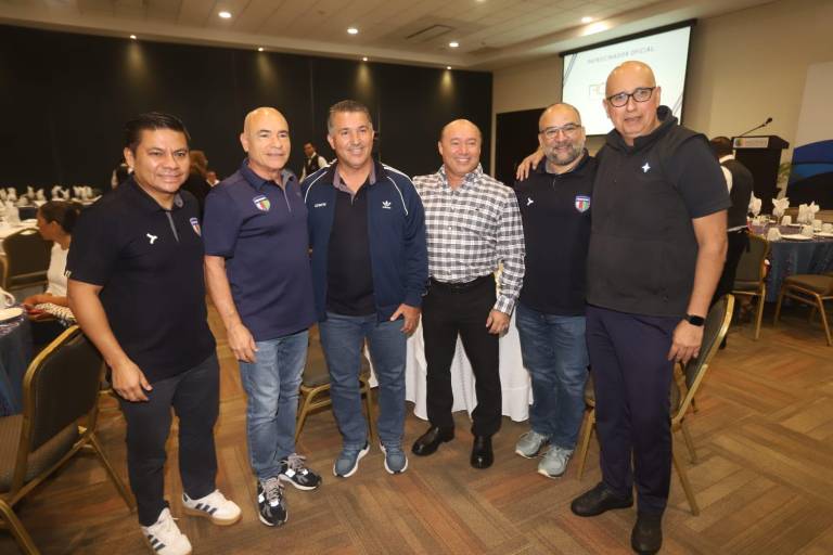 José Luis Ureña analiza los retos fiscales 2026 en desayuno de Coparmex