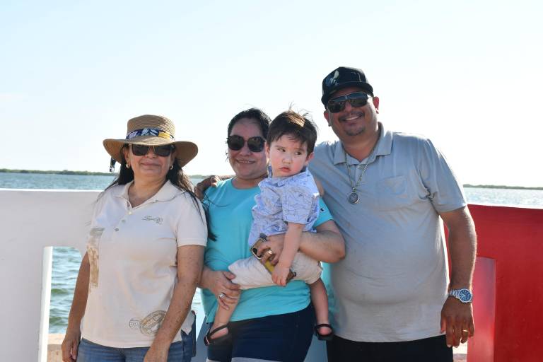 Contagia el Ejército Mexicano su alegría, con un concierto en Altata