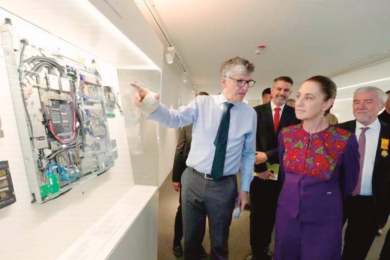 Impulsa Sheinbaum cooperación científica