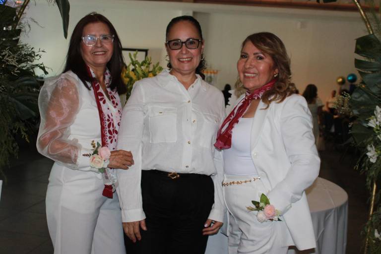 Celebra Anspac Culiacán una generación más de mujeres con deseos de superación