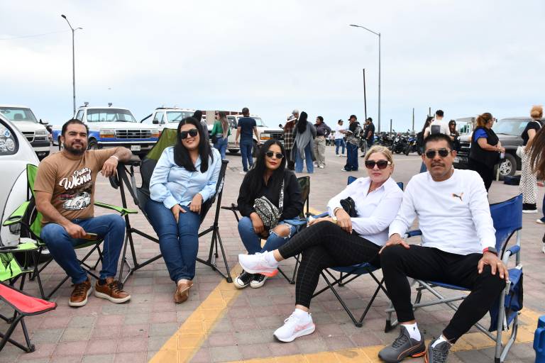 Disfrutan de la segunda edición del Festival del Ostión en Altata