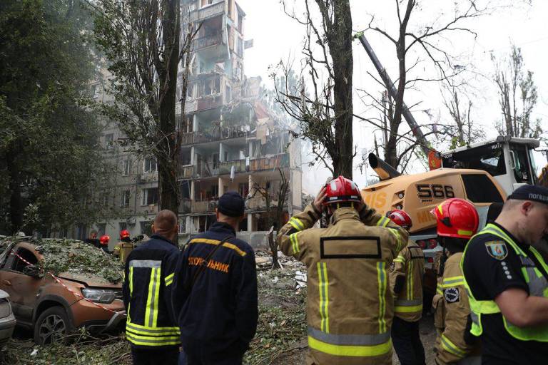 Rusia intensifica bombardeos en Ucrania; cortes eléctricos y víctimas en Kiev y Zaporiyia