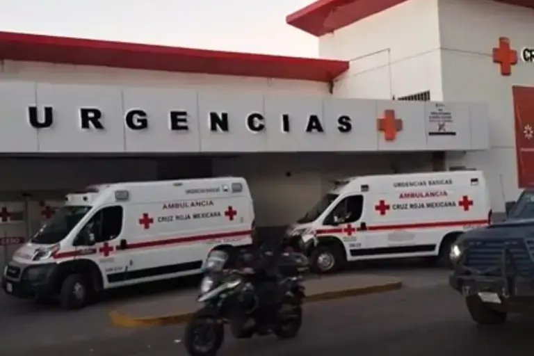 Juan Carlos es hospitalizado en estado grave tras ser apuñalado en fiesta en El Fuerte