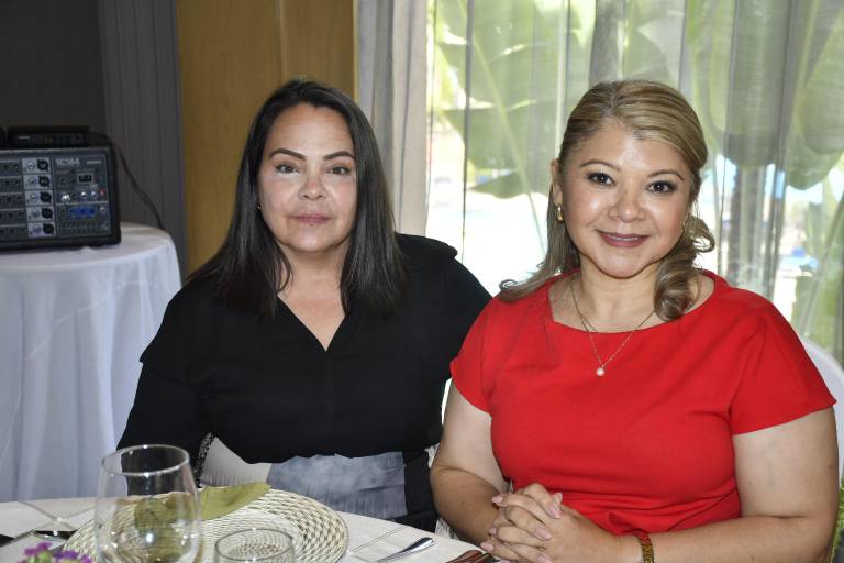 Reconoce trayectoria de sus docentes en el Día del Maestro