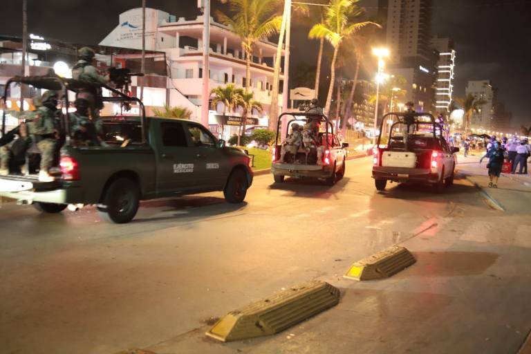 Reportes de explosivos en dos diferentes puntos del Malecón de Mazatlán resultan falsos