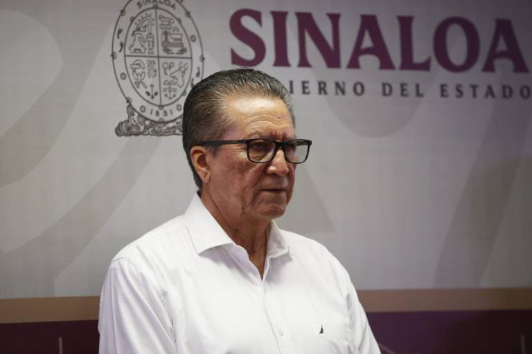 Lamentable toda muerte registrada, se limita a declarar Feliciano Castro tras masacre de 20 personas en Culiacán