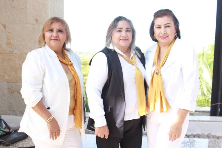 Celebra Anspac Culiacán una generación más de mujeres con deseos de superación