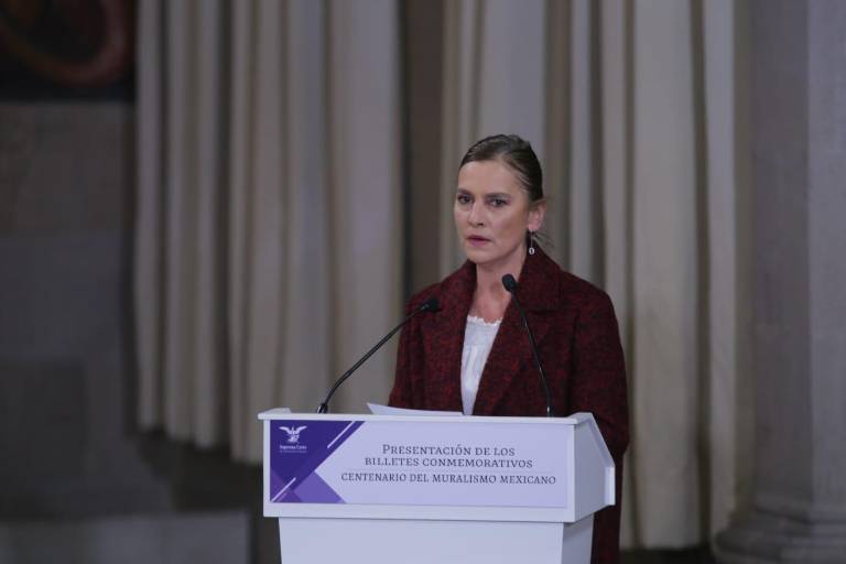 Beatriz Gutiérrez Müller niega que se haya mudado a España; ‘no me he ido a vivir allá ni a ningún otro lado’, dice