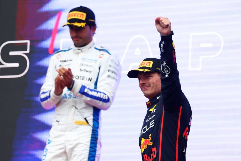 Verstappen hila victorias al ganar sorpresivo GP de Azerbaiyán y aún sueña con el título
