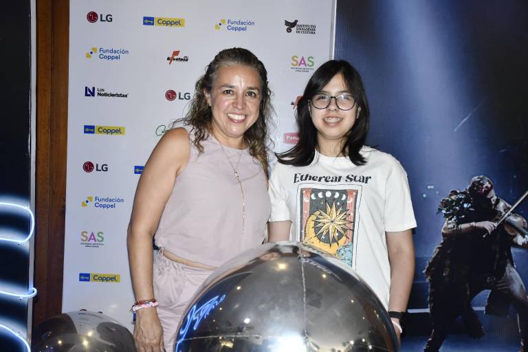 Lleva Strad a mundos opuestos, a través de la rebeldía de su violín