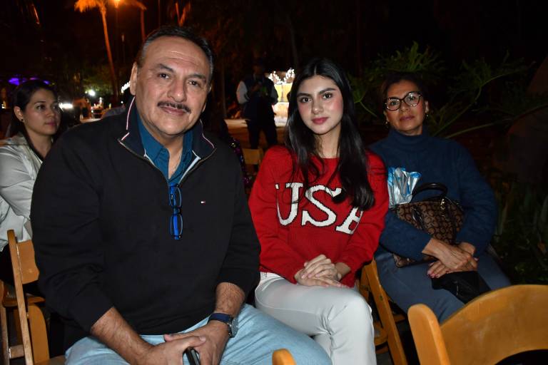 Reciben sinaloenses la Navidad en el Jardín Botánico