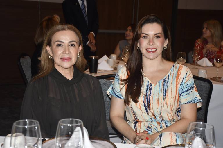 Realiza el Club Rotario Culiacán Oriente Cambio de Botones