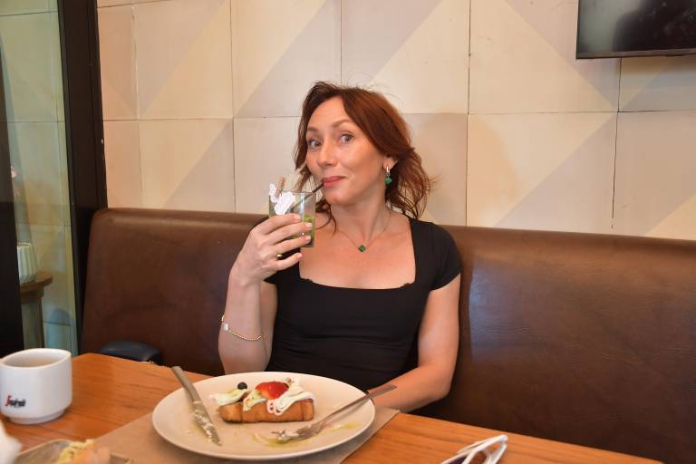 Disfrutan de un perfecto Matcha con el Chef Ignacio Osuna y Fernanda Peña