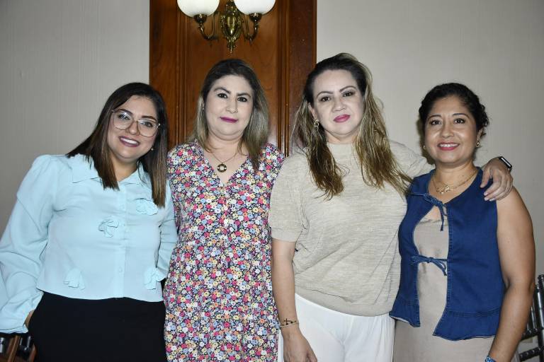 Reconocen trayectoria de la periodista Blanca Rosa Peinado