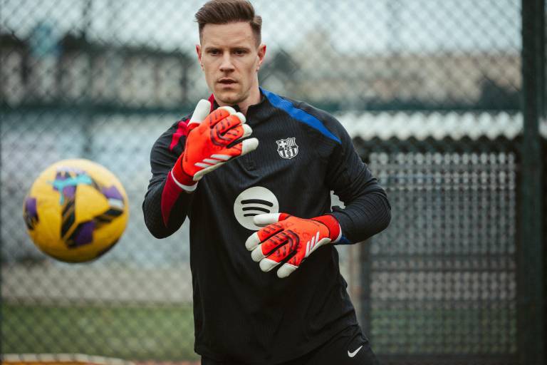 Ter Stegen será baja tres meses tras nueva operación de espalda