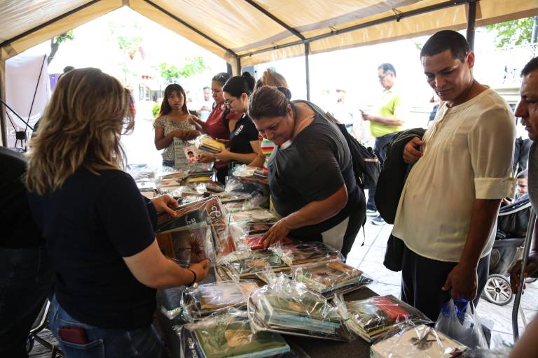 Ahora en Guamúchil será la entrega de paquetes de libros gratis