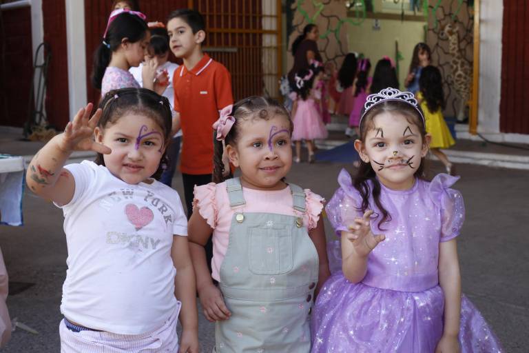 Con juegos mecánicos celebran su tradicional Día del Niño