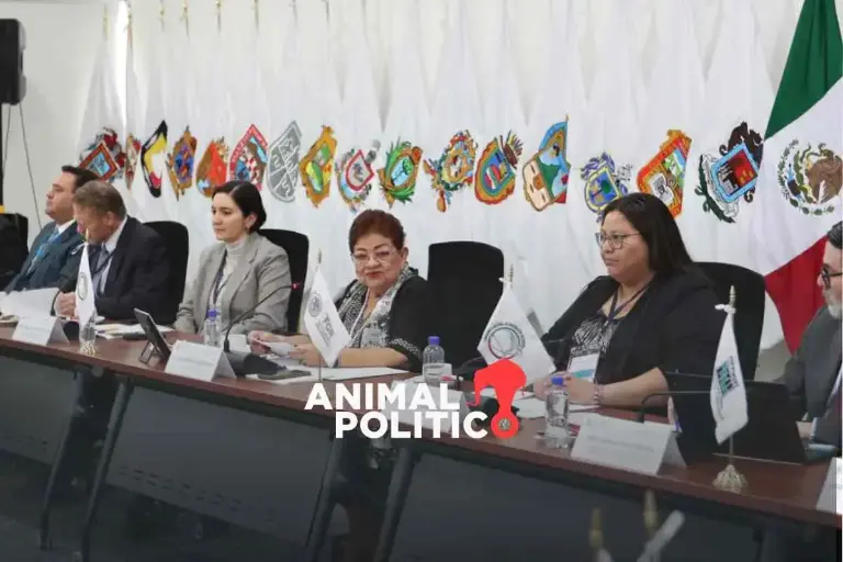 Embajada de EU pide a FGR desmantelar organizaciones criminales y no priorizar delitos individuales