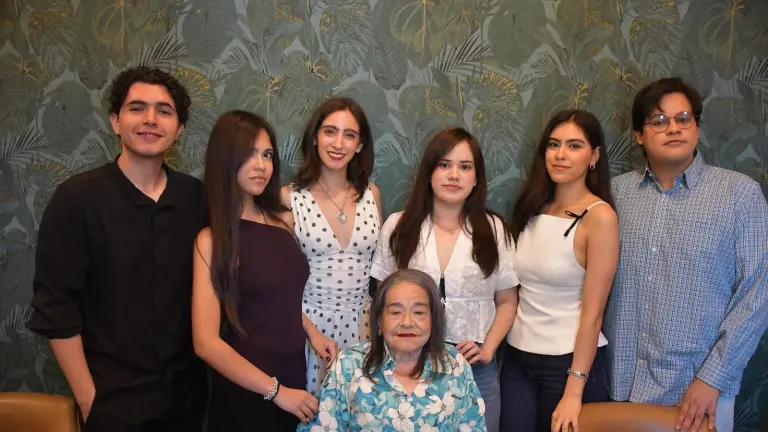 Celebran con alegría los 92 años de Matilde Rodríguez de Sarabia