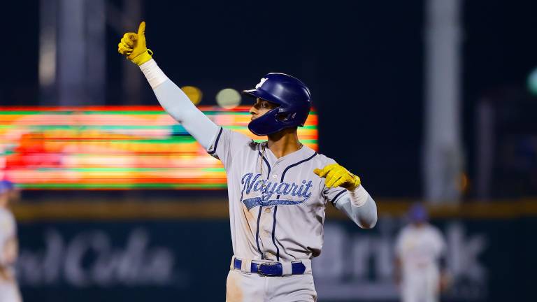 Jaguares gana de visita.