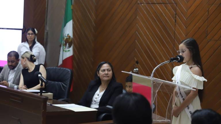La pequeña Divany Yissel Cuevas fue elegida como Presidenta Municipal infantil 2026 en Mazatlán y promovió la participación de la niñez en su comunidad.