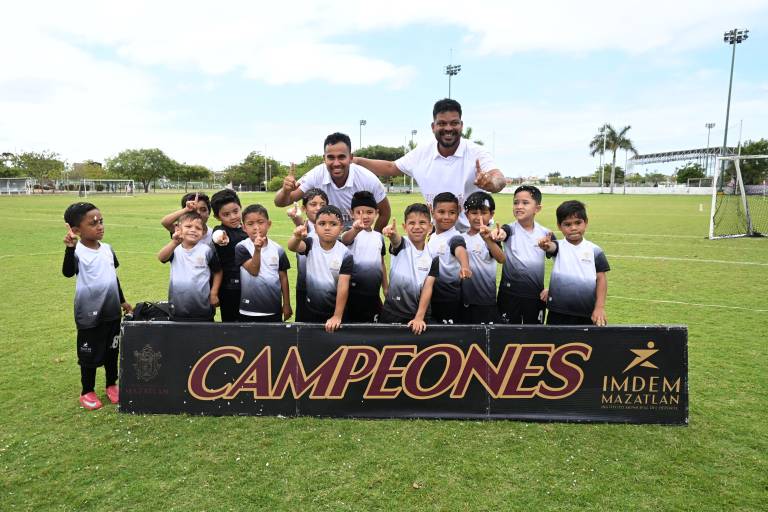 Sinaloa B se ciñe campeonato en casa del Nacional Chupones