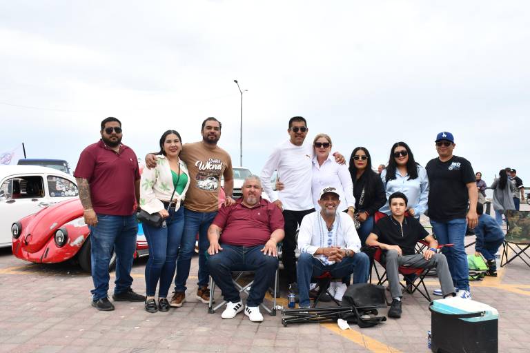 Disfrutan de la segunda edición del Festival del Ostión en Altata