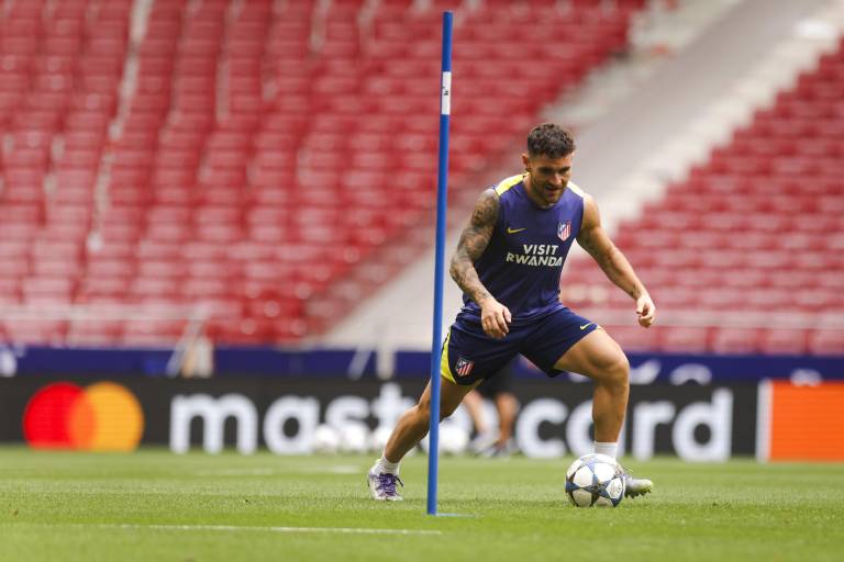 El Atlético, de la apoteosis a la necesidad contra el líder europeo