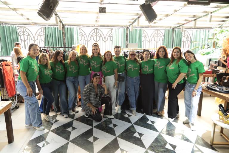 Participan mazatlecos en el ‘The Royal Bazar’ con causa