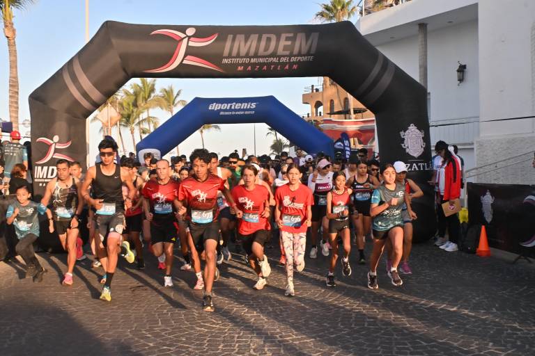 Ana Llorente y Yostin Rendón conquistan Carrera por la Salud de AMASFAC