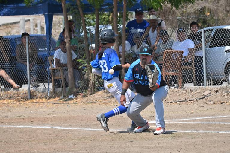 Viene de atrás Lomas del Guayabo y se corona en la Rio Presidio