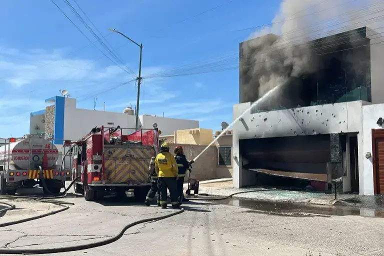 Balean un inmueble cada tercer día en Sinaloa