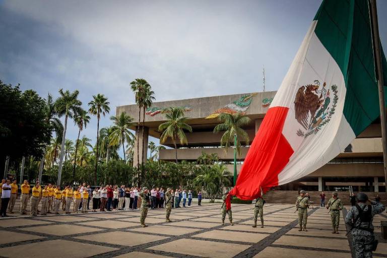 Gobierno de Sinaloa conmemora el 204 aniversario de la consumación de la Independencia de México