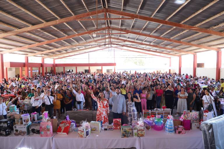 Festejan a mamás del municipio de Elota