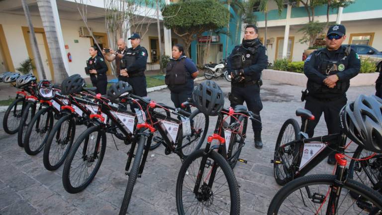 Empresarios del ‘Proyecto Centro Histórico’ realizaron una donación de 20 bicicletas y otros artículos.