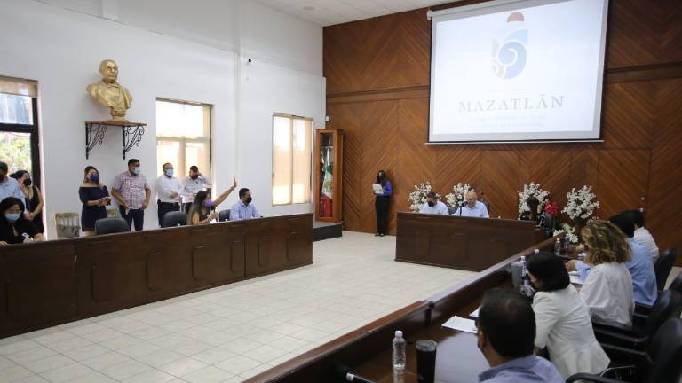 La suspensión no permitió que el Alcalde presentara las propuestas para nombrar a los nuevos titulares de tres dependencias del Ayuntamiento.