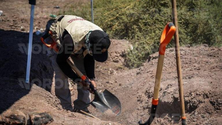 Colectivo de búsqueda localiza cuerpo en el relleno sanitario de la colonia Ampliación Bicentenario.