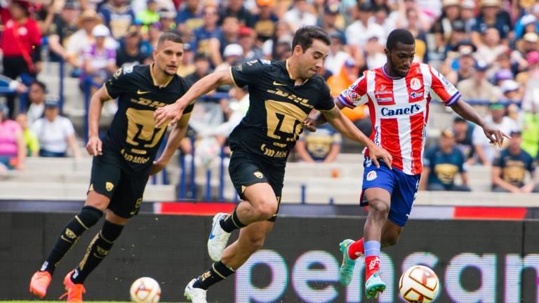 Pumas escala a 14 puntos.