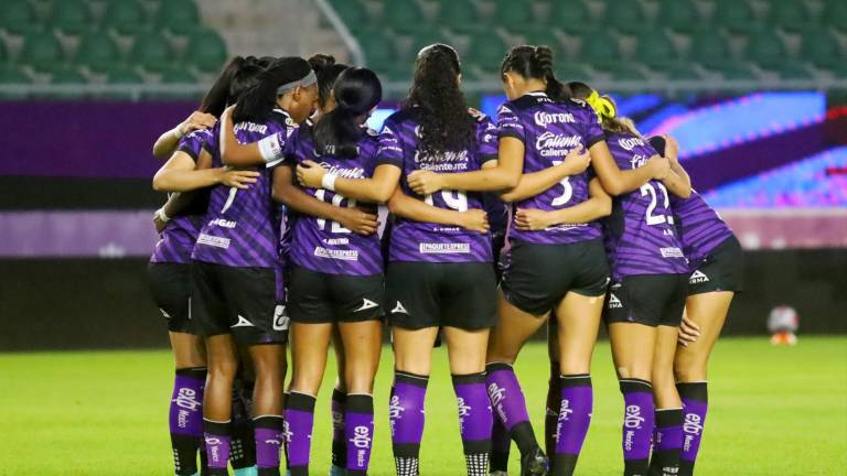 Las Cañoneras postergan un día sus partidos.