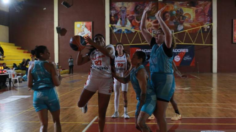 Las campeonas defensoras dominaron gran parte del encuentro y buscarán quedarse con la serie este domingo en casa.