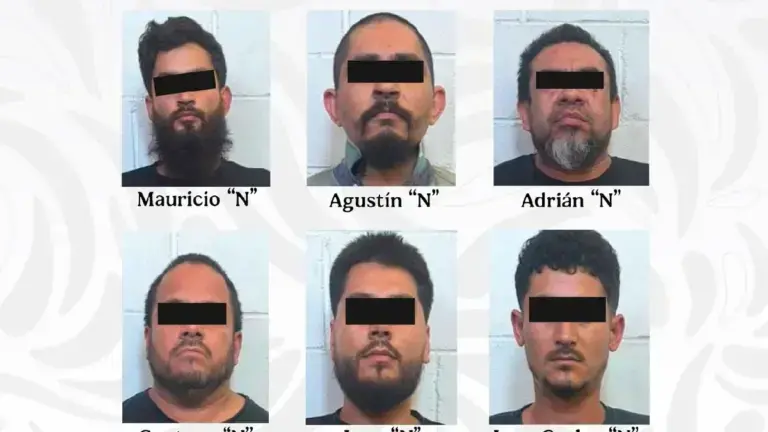 Las siete personas detenidas, entre ellas una menor de edad, quedaron a disposición del agente del Ministerio Público.