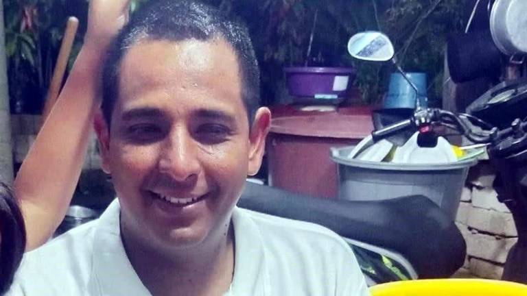 El fundador y director del portal de noticias Pinotepa Comunica, Hamurabi Huesca Manzano, fue asesinado en Santiago Pinotepa Nacional, Oaxaca.