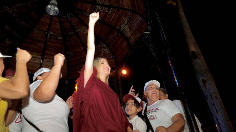 Estrella Palacios realizó una fiesta por el cierre de su campaña.