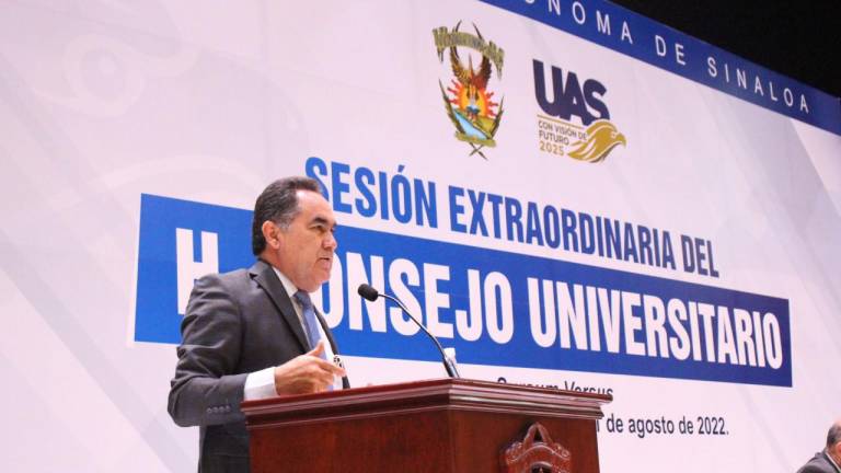 Jesús Madueña Molina, rector de la UAS.