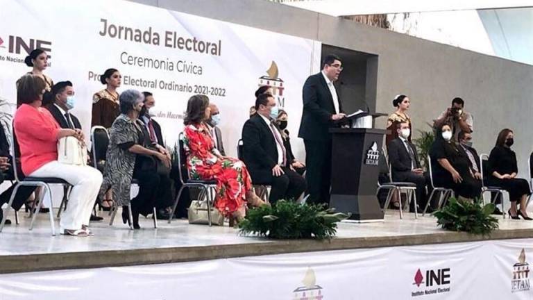 El Instituto Electoral de Tamaulipas instala sesión permanente para dar seguimiento a la jornada electoral.