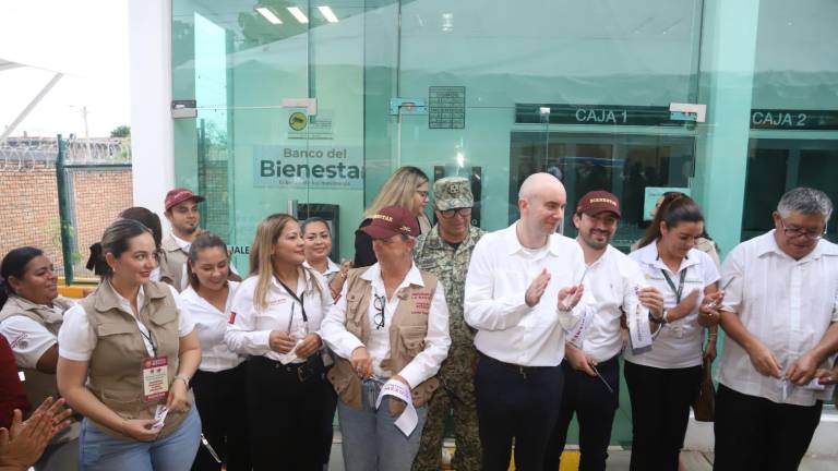 La nueva sucursal del Banco del Bienestar fue inaugurada en la calle Ángel Flores, de la Colonia La Sirena.
