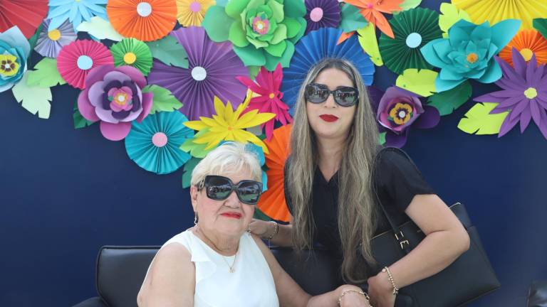 Colegio Andes y Bachillerato Anáhuac celebra con misa a la mujer más especial de la familia