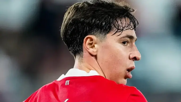 Mateo Chávez es titular en el AZ Alkmaar.
