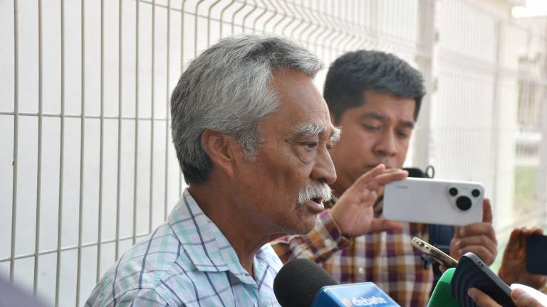 Dirigentes del Movimiento Antorchista en Sinaloa acusa al Gobierno estatal de mantener en el abandono demandas de vivienda para desplazados.