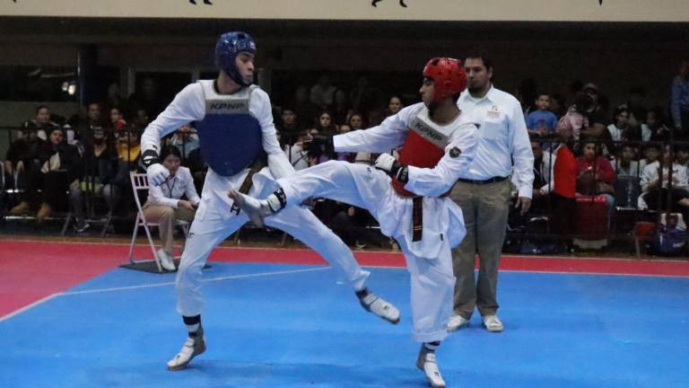Selección Mazatlán de taekwondo cierra con éxito su participación en el estatal